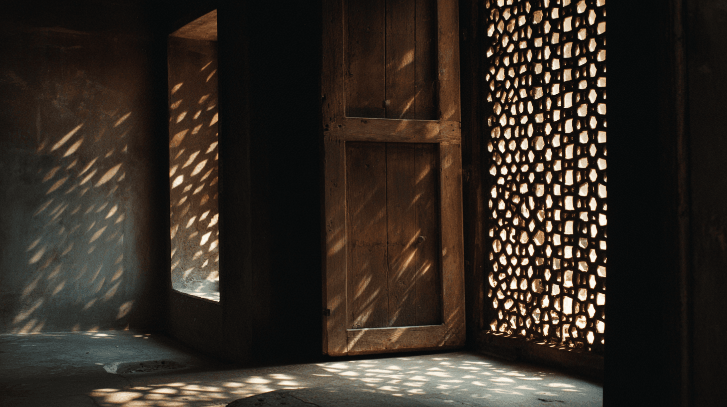 The Shadow of the Moucharabieh